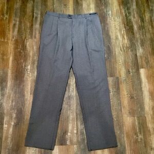 𝅺Jos A. Banks Executive Traditional 100% Wool Dress Pant